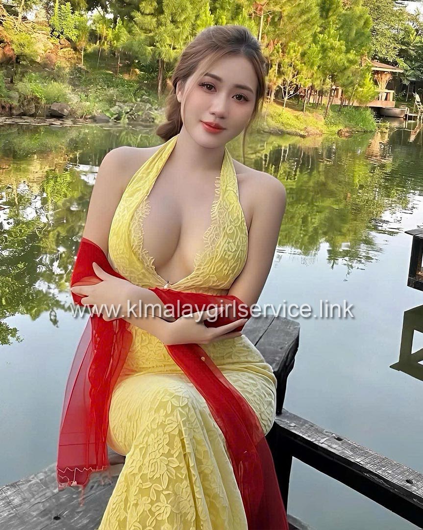 Chinese Escort - Dong Mei