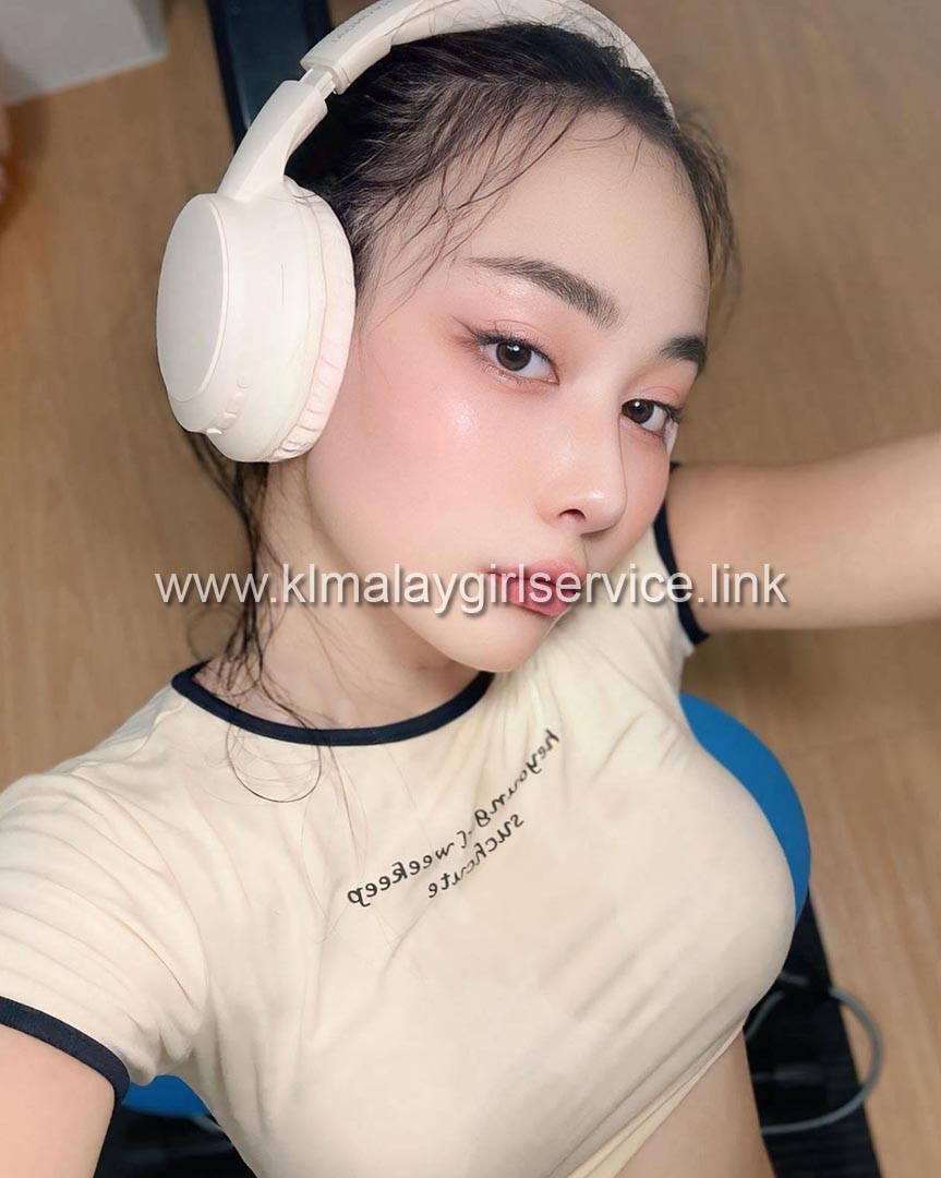Malay Escort - Melur