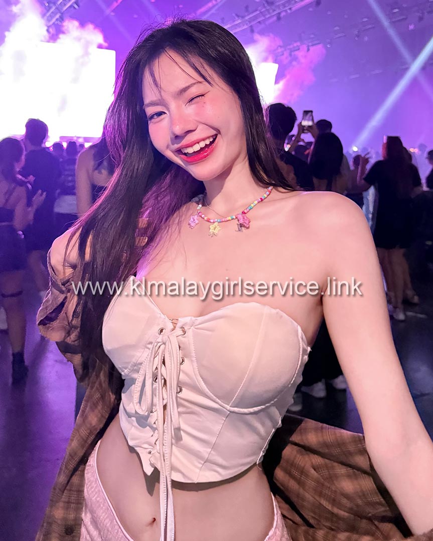 Vietnam Escort - Thuy