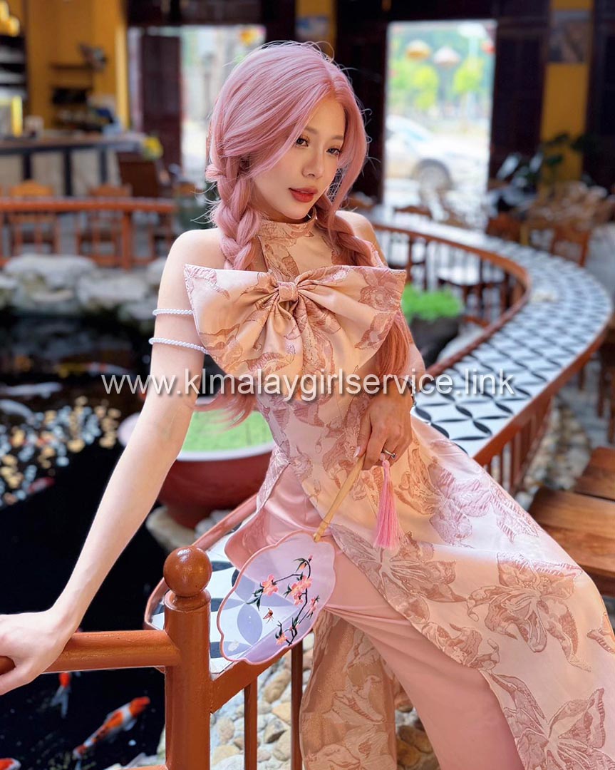 Vietnam Escort - Huong